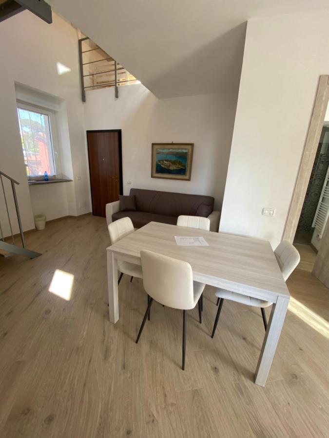 Around Lago Maggiore Apartments Reno Di Leggiuno Екстер'єр фото