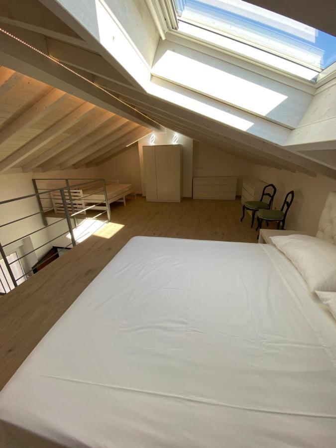 Around Lago Maggiore Apartments Reno Di Leggiuno Екстер'єр фото